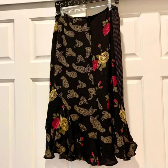Vintage 100% Silk Chicos Design Elegant Black and Gold Paisley Skirt, size L16 - Picture 3 of 7